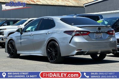 2022 Toyota Camry SE