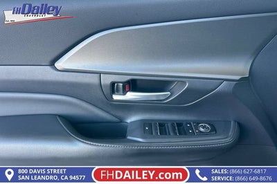 2025 Toyota Grand Highlander Hybrid XLE
