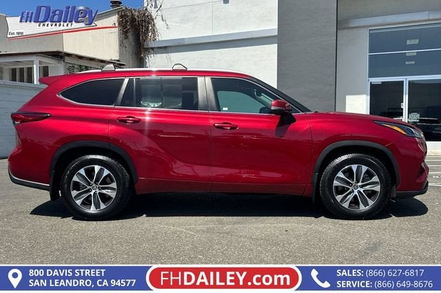 2023 Toyota Highlander XLE