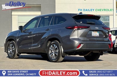 2024 Toyota Highlander LE