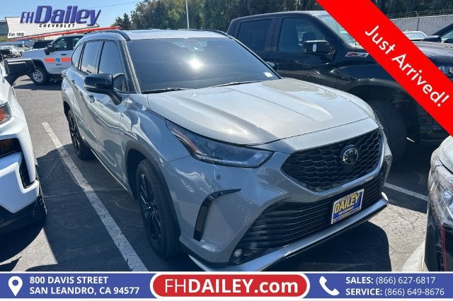 2025 Toyota Highlander LE