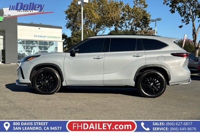 2025 Toyota Highlander LE