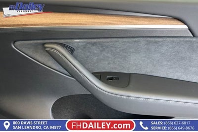 2025 Tesla Model Y Long Range