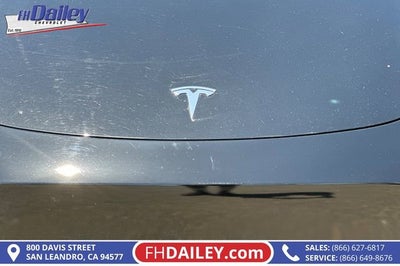2025 Tesla Model Y Long Range