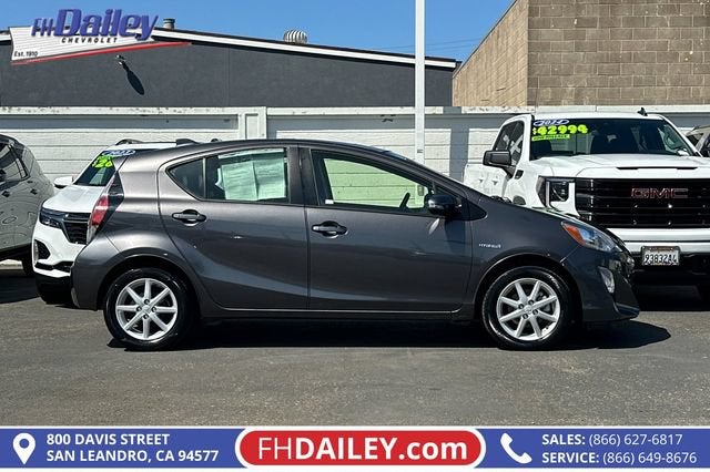 2015 Toyota Prius c One