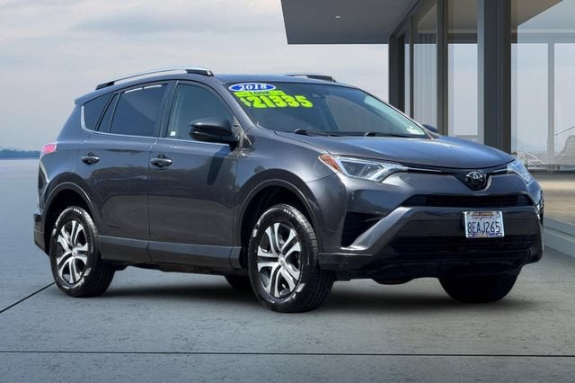 2018 Toyota RAV4 LE