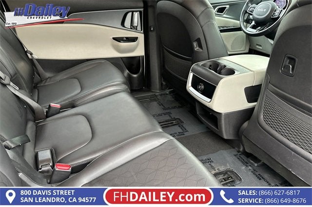 2024 Kia Carnival LX