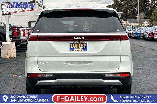 2024 Kia Carnival LX