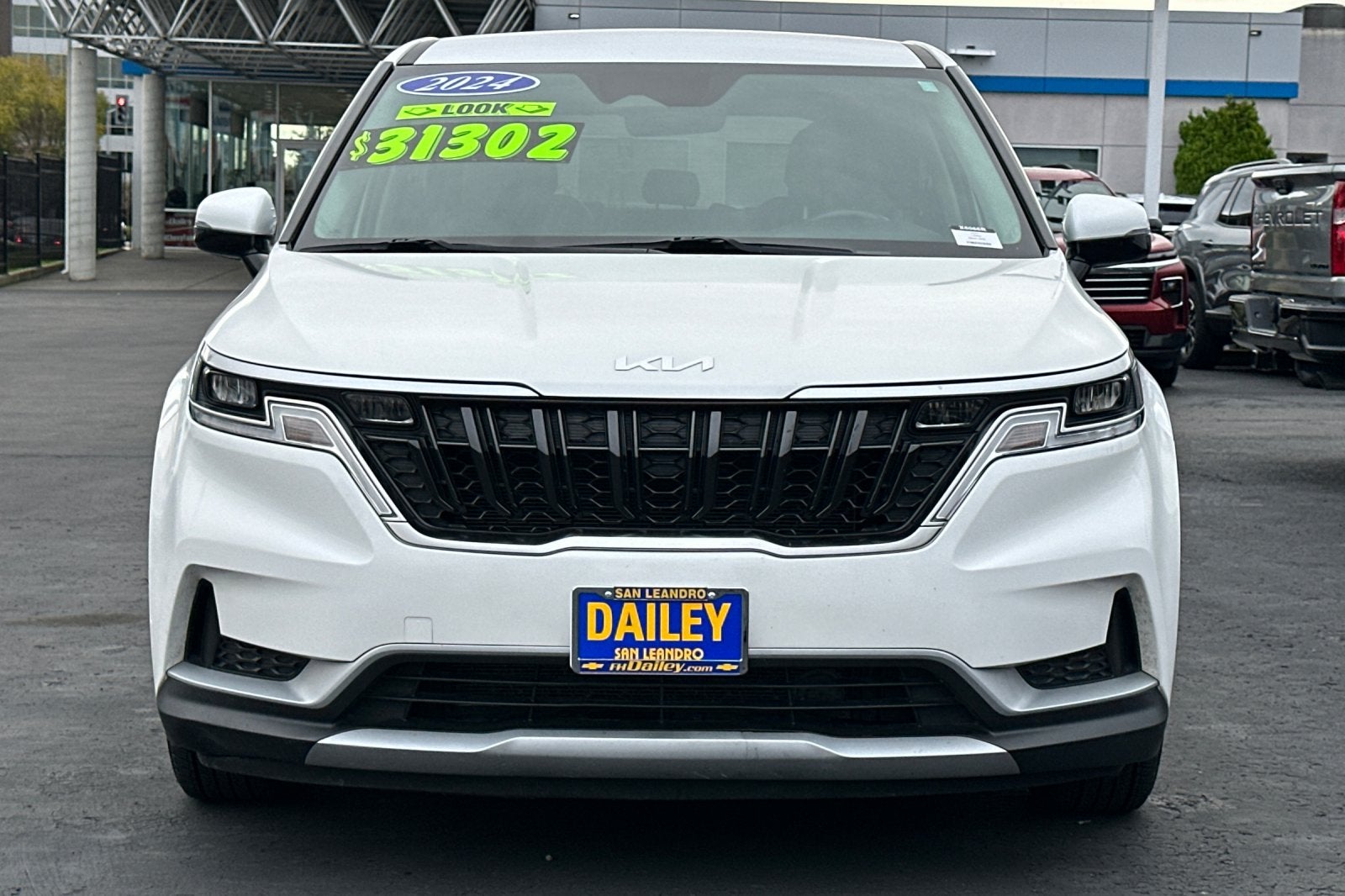 2024 Kia Carnival LX