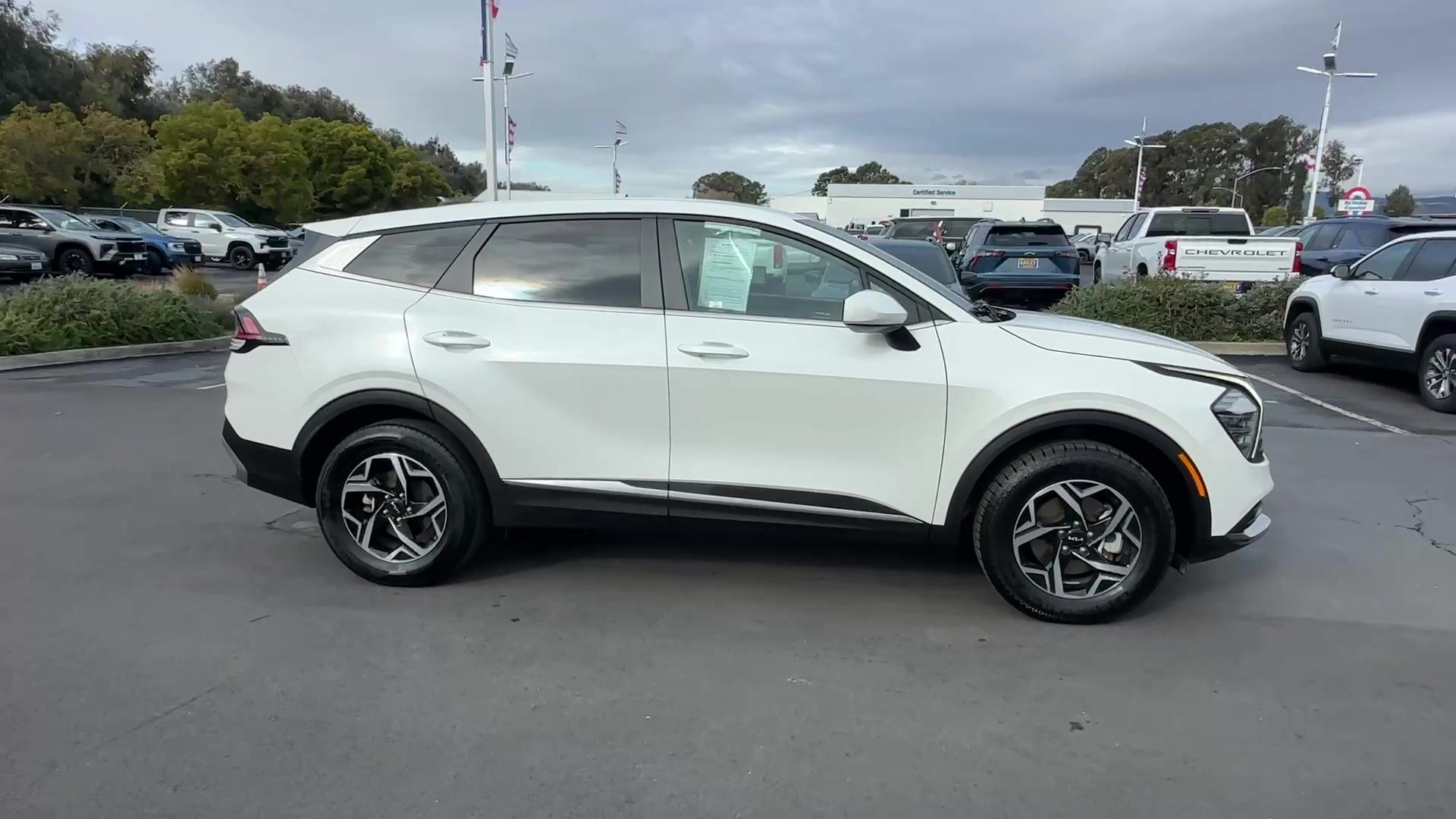 2024 Kia Sportage LX
