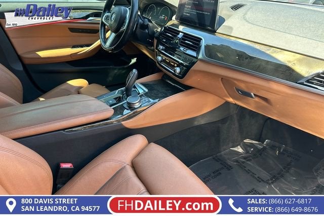 2019 BMW 5 Series 530i